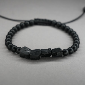 Bransoletka ochronna z turmalinem.