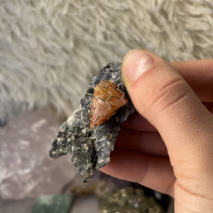 naszyjnik KARNEOL - kamień ODWAGI, siły i działania