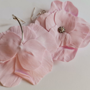 Kolczyki etno pudrowe kwiaty