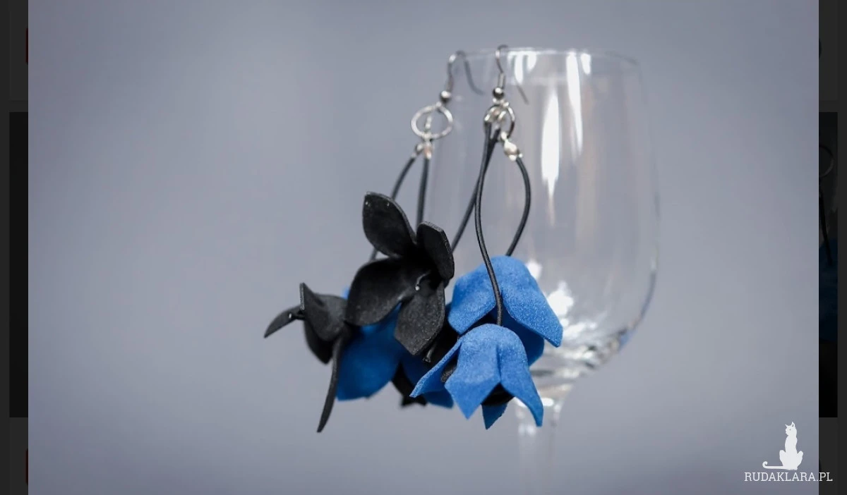 Kolczyki granatowo czarne  kwiaty