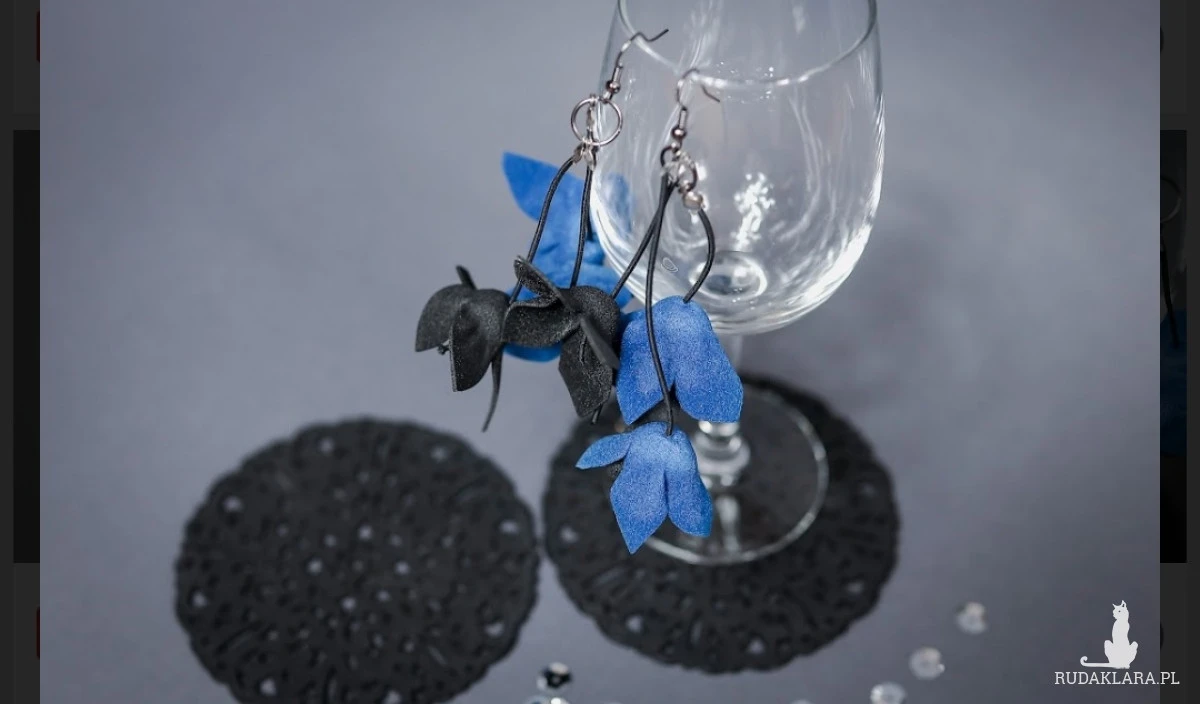 Kolczyki granatowo czarne  kwiaty