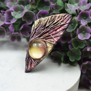 Duży regulowany pięrscionek Doreen - w odcieniach różu i złota