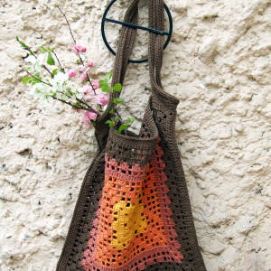 Ażurowa torba - siatka na ramię, kolorowa, bawełniana.