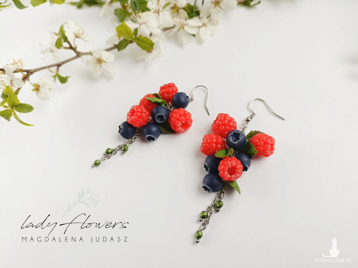 Kolczyki z malinkami i jagodami