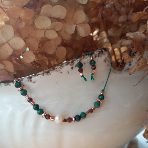 Bransoletka z kamieni szlachetnych