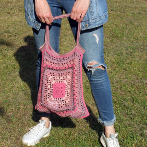 Ażurowa torba - siatka na ramię, kolorowa, bawełniana - odcienie różu