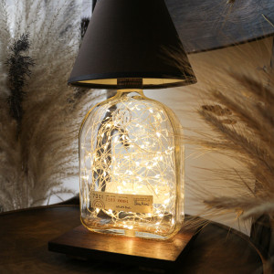 Lampka Woodford Reserve