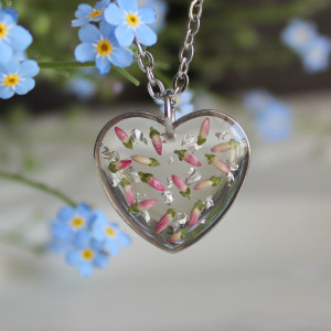 Srebrna zawieszka srebrny wisiorek kwiat naszyjnik żywica z żywicy kwiaty serce serduszko wrzos różowy