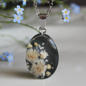 Srebrna jajowata zawieszka srebrny wisiorek kwiat naszyjnik żywica z żywicy kwiaty z kwiatami szara