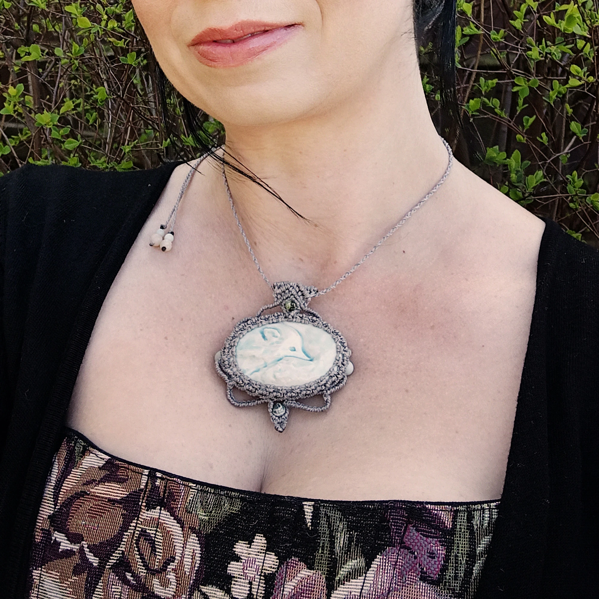 LIS POLARNY porcelana szmaragd turkus mikro makrama Delfina Dolls