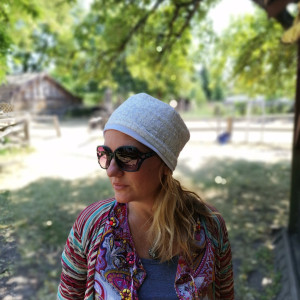 Opaska  biała koronkowa uniwersalna