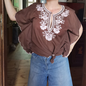 Bluzka Vinted haftowana