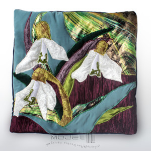 Kwiaty wiosenne - przebiśniegi 03