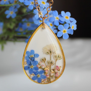 Złota łezka zawieszka złoty wisiorek kwiat naszyjnik żywica z żywicy suszone kwiaty z kwiatami naturalne żywe kwiaty gipsówka żywicy niezapominajki gipsówka wrzos