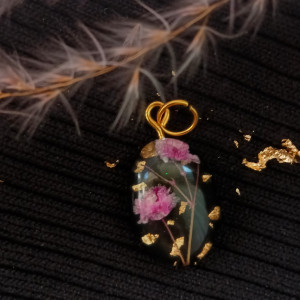 Owalna zawieszka złoty wisiorek kwiat naszyjnik żywica z żywicy suszone kwiaty z kwiatami naturalne żywe kwiaty różowe róż