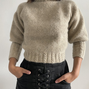 Ręcznie dziergany sweter Margaret