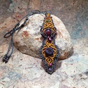 Fetysz naszyjnik Agat Granat Rubin naturalny delfin adolls mikro makrama