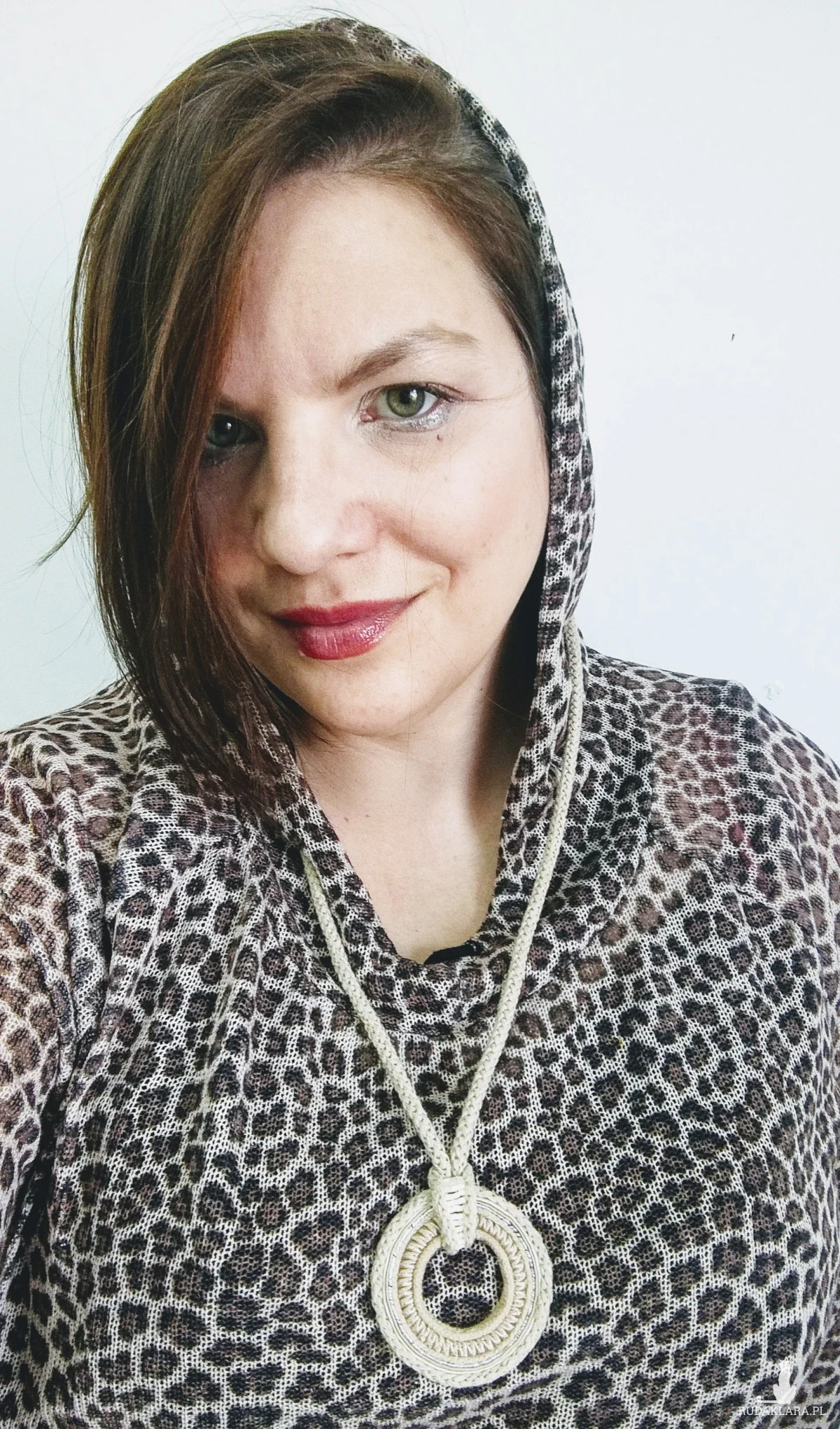 Wisior Round Basic beżowy