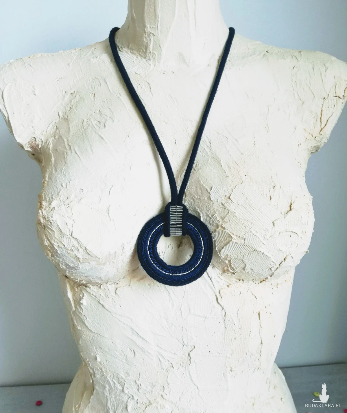 WISIOR ROUND BASIC GRANATOWY