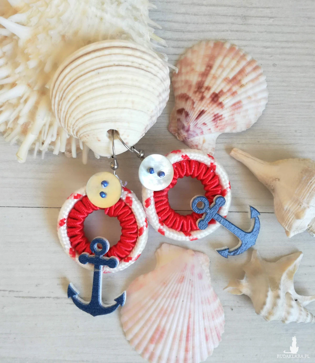 Duże okrągłe kolczyki w stylu marynarskim Round Sailor z kotwicą