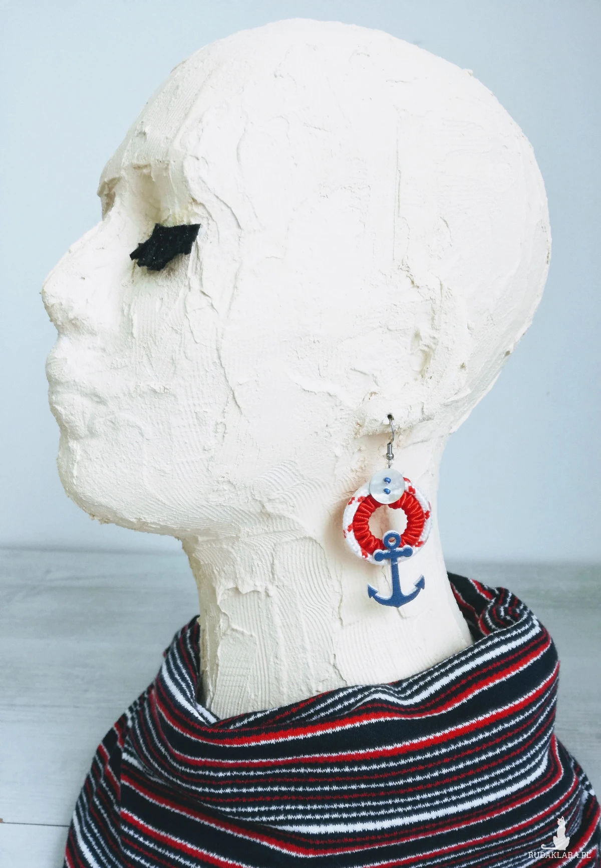 Duże okrągłe kolczyki w stylu marynarskim Round Sailor z kotwicą