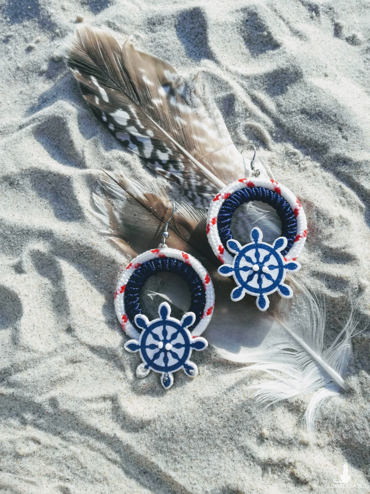 Duże okrągłe kolczyki w stylu marynarskim Round Sailor ze sterem