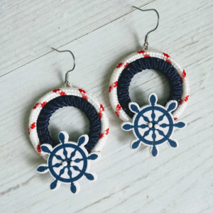 Duże okrągłe kolczyki w stylu marynarskim Round Sailor ze sterem