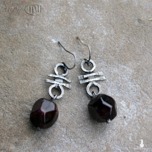 Granaty srebrnokołe