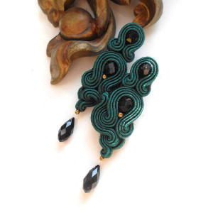 KOLCZYKI SUTASZ ciemna zieleń