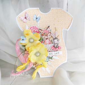 Kartka urodzinowa w kształcie dziecięcego body