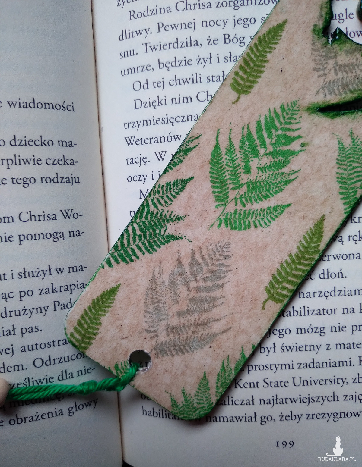 Drewniana zakładka do książki paproć liście paprotki wycięta jaszczurka decoupage