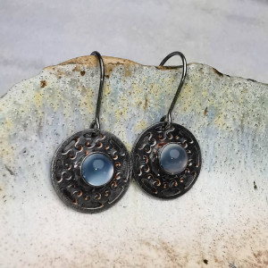 Srebrne kolczyki z błękitnym kwarcem a939