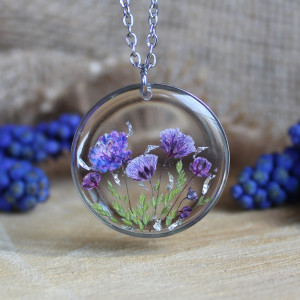 Srebrna zawieszka srebrny wisiorek kwiat naszyjnik żywica z żywicy kwiaty z kwiatami fioletowa gipsówka duży wisior