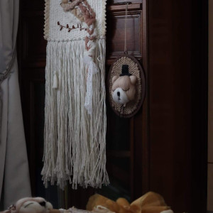 Ptaszek zawieszka ścienna, makatka z ptakiem, makrama dla dziewczynki