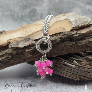 Wisiorek chainmaille - jadeitowe grona