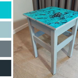 Własnoręcznie malowany handmade taboret / stołek w pastelowych kolorach, art deco
