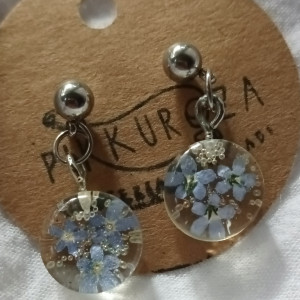 Kolczyki z niezapominajkami niezapominajka kwiaty