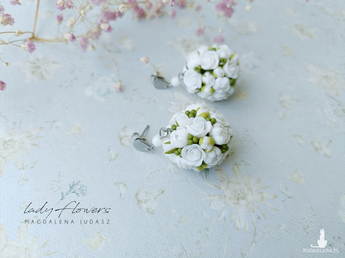 Kolczyki kule z kwiatami