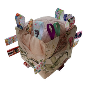 Kostka sensoryczna z gryzakiem Romantica (425504)