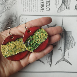 Kolczyki z koronkowym deseniem