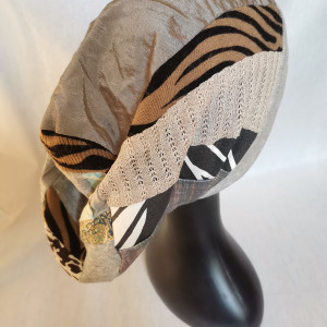 Czapka smerfetka kolorowa