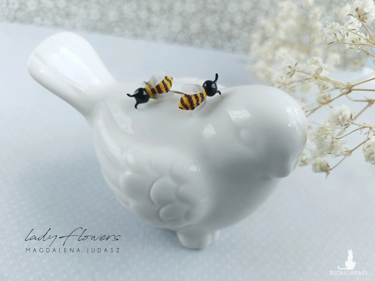 Kolczyki pszczółki