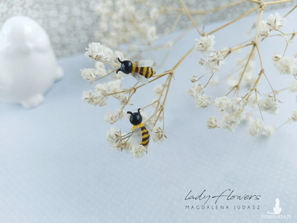 Kolczyki pszczółki