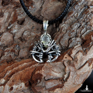 Wisiorek srebrny lunula z akwamarynem