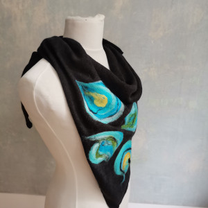 Chusta czarna aplikacja  merino