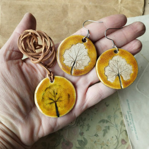 Zestaw biżuterii z listkiem