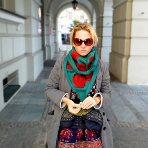 Chusta turkus aplikacja  merino