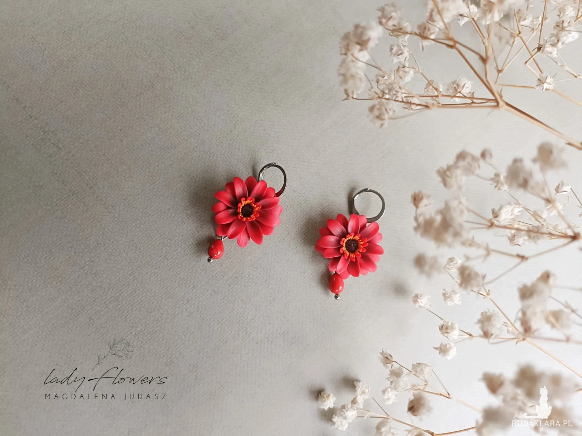 Kolczyki z gerberami