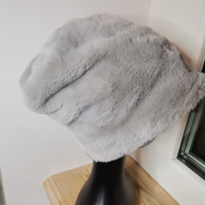 Futrzana szara sztuczne futro czapka