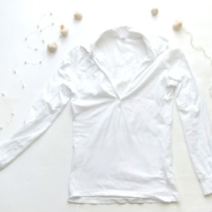 biała bluzka długi rękaw, obcisła koszulka z długim rękawem, biała bluzka z dekoltem, biała koszulka z dekoltem, top z długim rękawem, bawełniana bluzeczka biała, obcisła bluzeczka z dekoltem